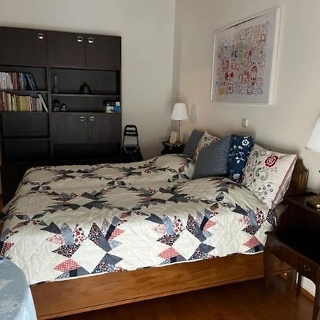 Spacious And Sunny Appartment In Cholargos Атина Екстериор снимка